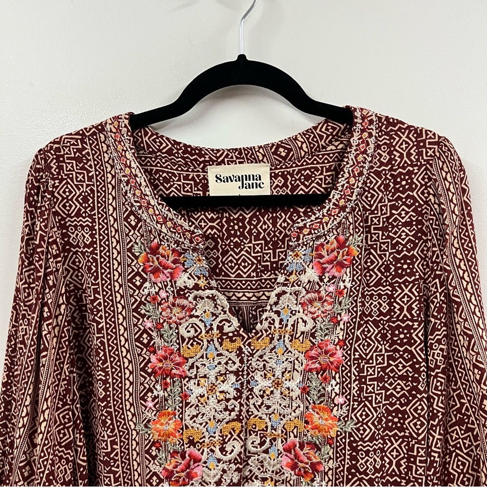 Savanna Jane Floral Embroidered Top - Picture 3 of 11